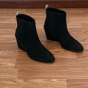 Dr Scholl’s Mania Wedge Ankle Booties Size 7 Black Leather NIB